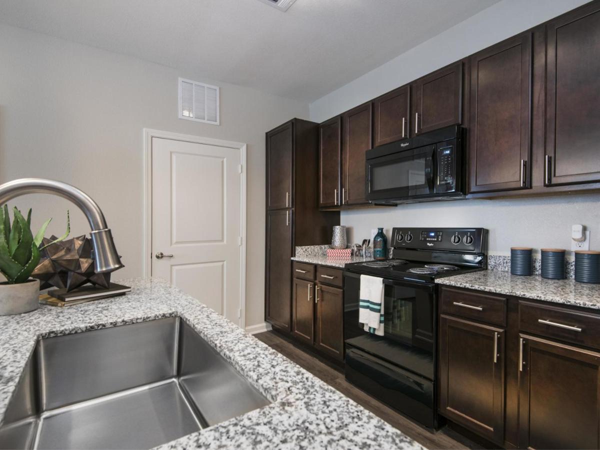 Spacious Furnished Resort Style Apartments Tomball Camera foto
