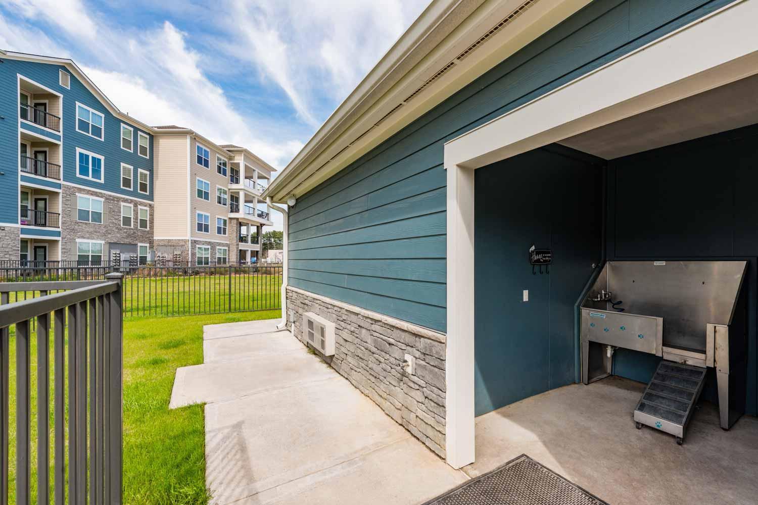 Spacious Furnished Resort Style Apartments Tomball Esterno foto